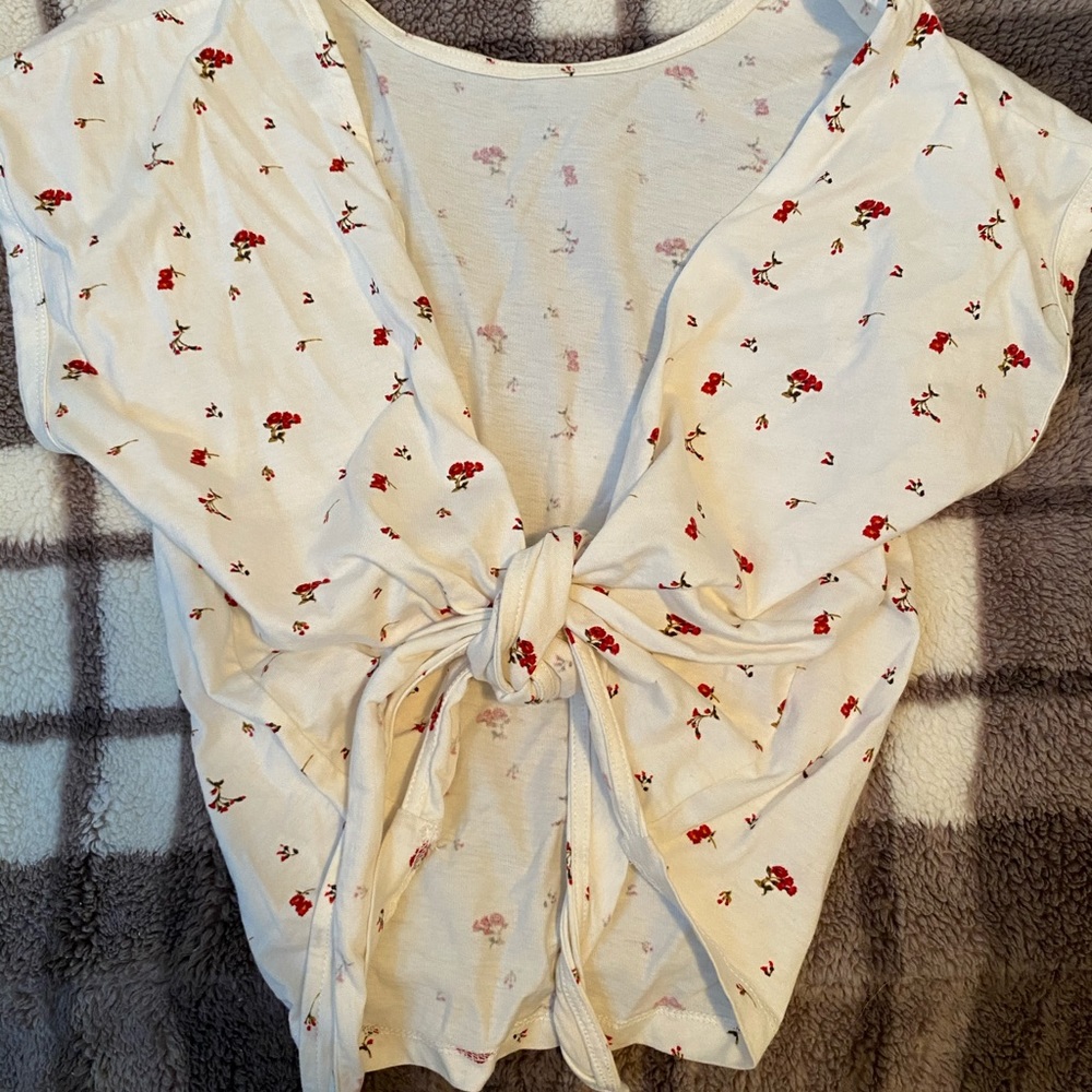 Aritzia top